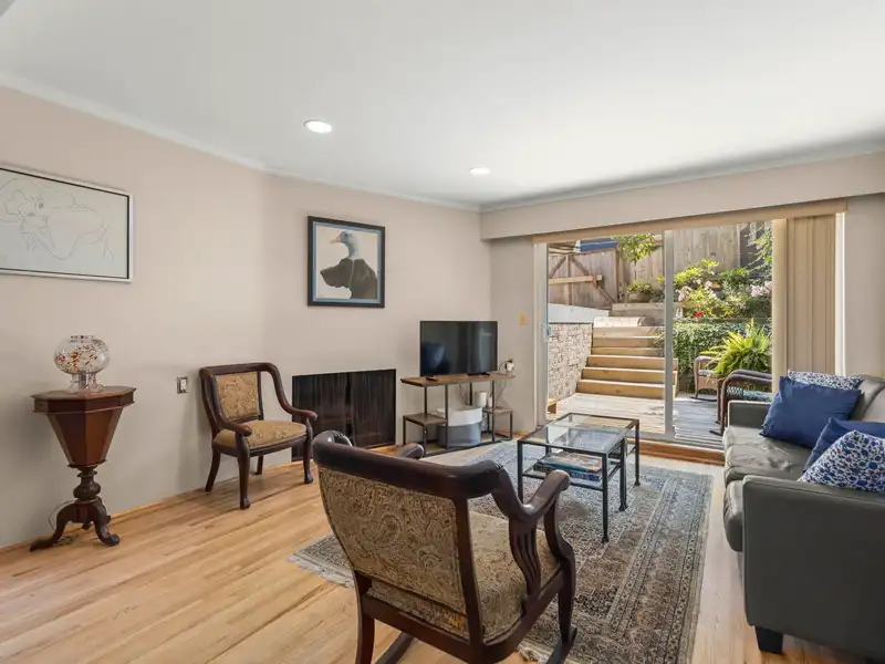 201 2028 W 3RD AVENUE - photo 2 of 22