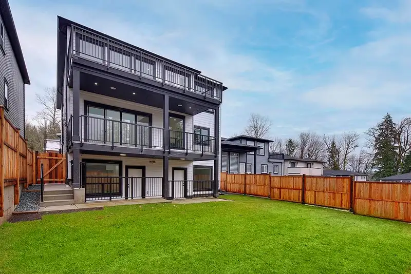 13177 236B STREET - photo 3 of 40