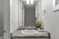 470 FORT STREET - thumbnail 16