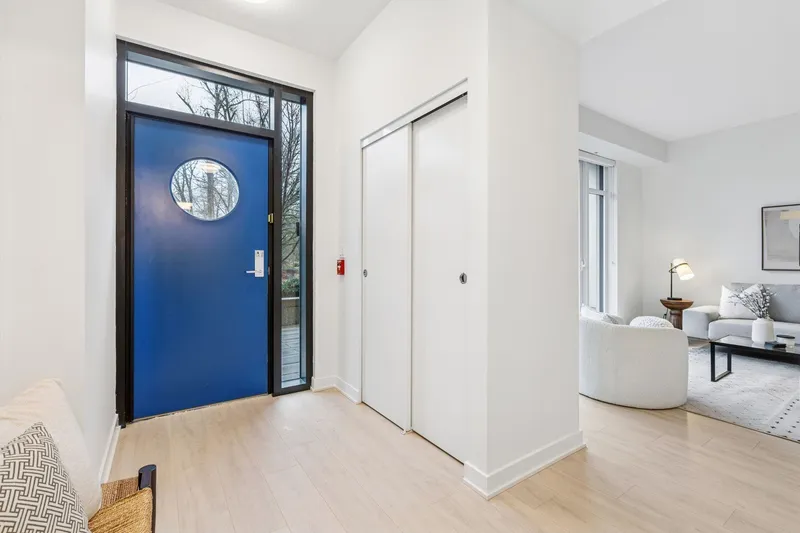 TH1431 HUNTER STREET - photo 2 of 25