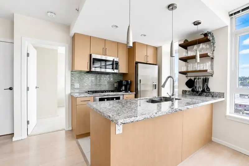 1102 89 W 2ND AVENUE - photo 2 of 28