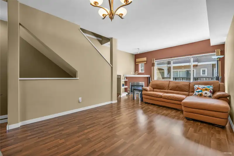 2 8433 BENNETT ROAD - photo 4 of 21