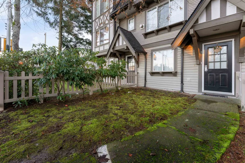 7 12778 66 AVENUE - photo 3 of 25