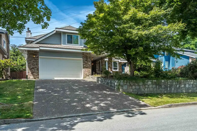 2577 STONEY CREEK PLACE - photo 1 of 40