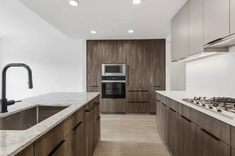 309 3590 W 39TH AVENUE - photo 3 of 31