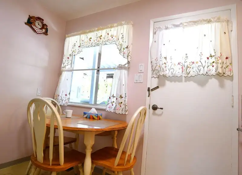 3057 NOEL DRIVE - photo 4 of 28