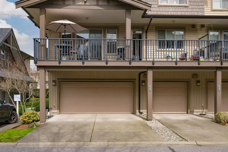 40 9525 204 STREET - photo 1 of 40