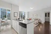 607 480 ROBSON STREET - thumbnail 10