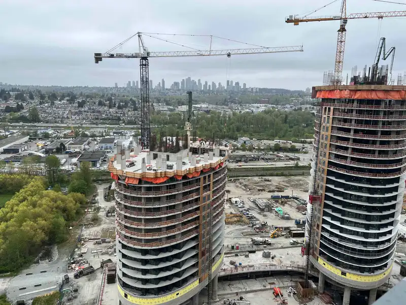 2110 4890 LOUGHEED HIGHWAY - photo 4 of 17