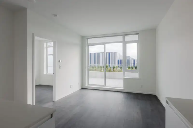 453 6600 MINORU BOULEVARD - photo 4 of 11
