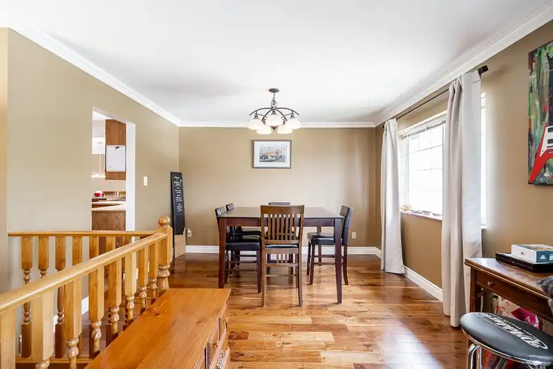 430 ELMER STREET - photo 4 of 37