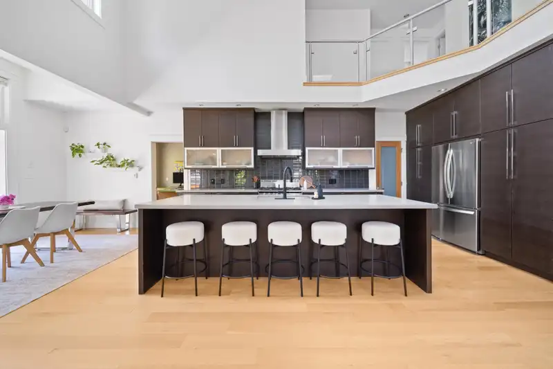 41510 GOVERNMENT ROAD - photo 4 of 40