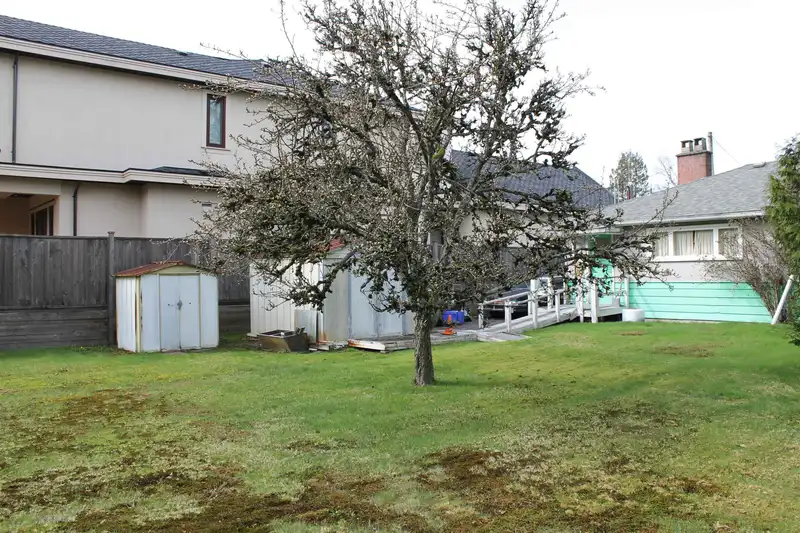 6740 MANG ROAD - photo 4 of 7