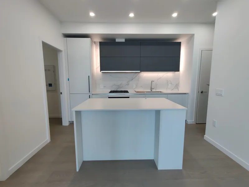 308 8415 GRANVILLE STREET - photo 1 of 1