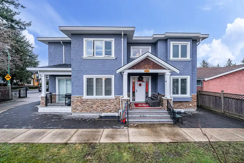 4434 SMITH AVENUE - photo 1 of 29