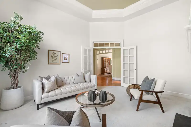 2555 138A STREET - photo 4 of 40