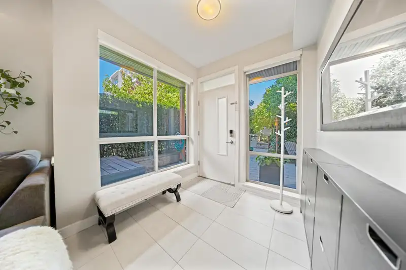 39 10133 RIVER DRIVE - photo 3 of 35