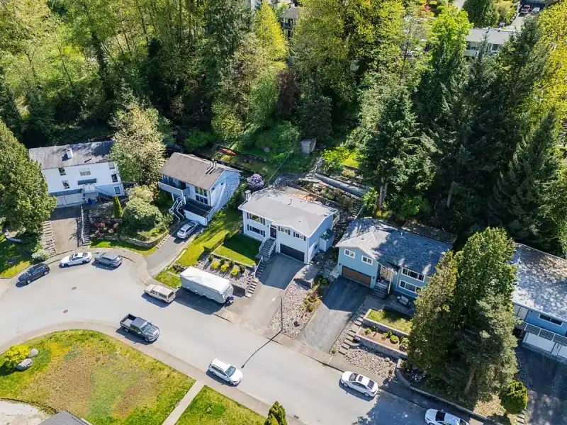 1062 SPAR DRIVE - photo 1 of 39