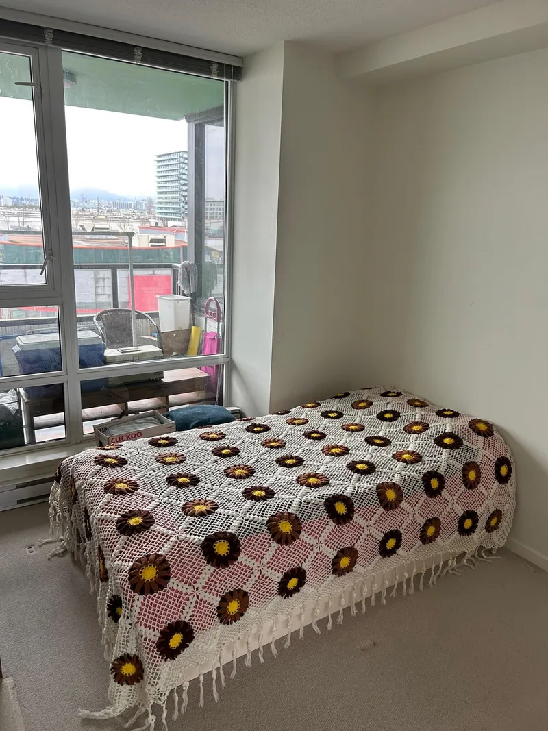 508 7788 ACKROYD ROAD - photo 4 of 6