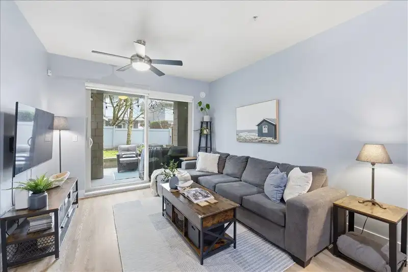 121 6688 120 STREET - photo 2 of 29
