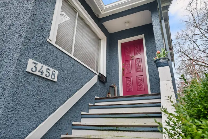 3458 W 13TH AVENUE - photo 4 of 31