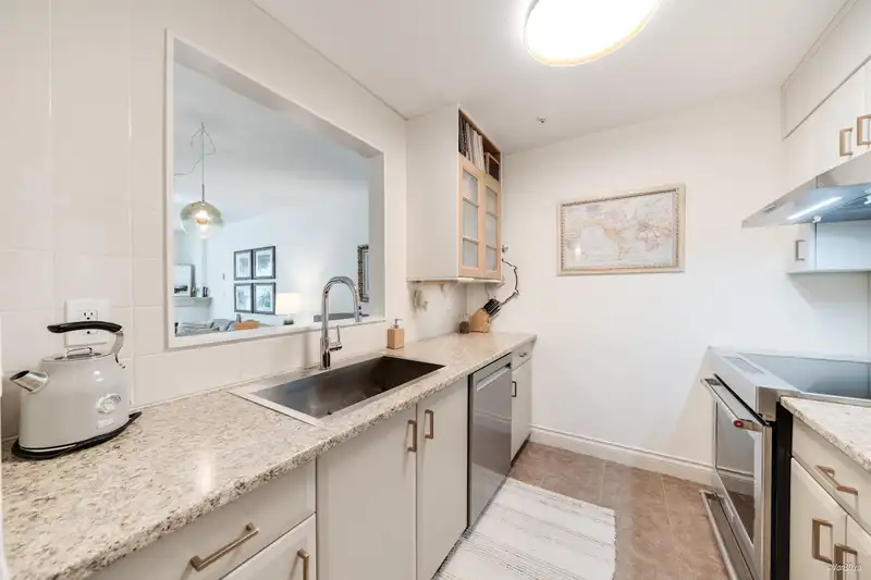 104 14885 100 AVENUE - photo 4 of 28