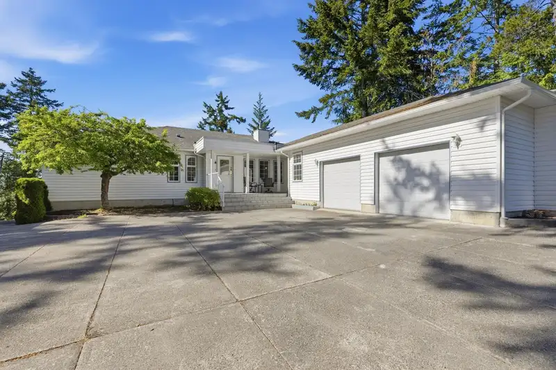 4063-4065 FRANCIS PENINSULA ROAD - photo 4 of 38