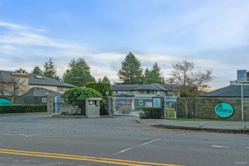 173 16080 82 AVENUE - photo 4 of 25