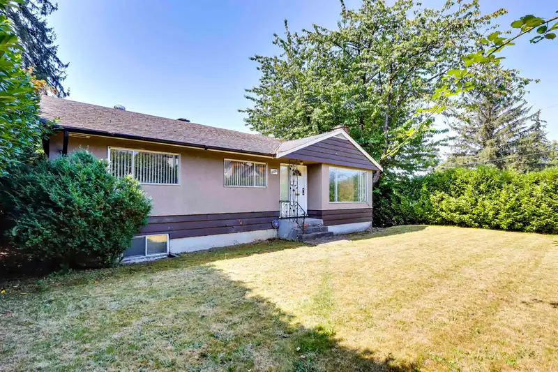 12850 99 AVENUE - photo 3 of 22