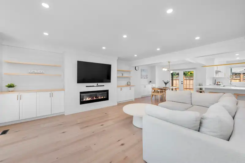 10540 GAUNT COURT - photo 4 of 40
