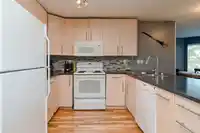 204 1369 GEORGE STREET - thumbnail 12