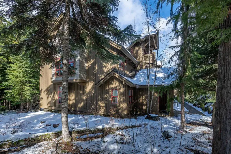 1 4652 BLACKCOMB WAY - photo 2 of 25