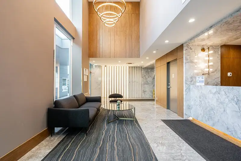 1504 308 MORRISSEY ROAD - photo 4 of 40