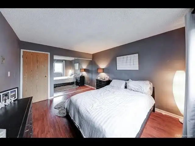 322 8700 ACKROYD ROAD - photo 3 of 11