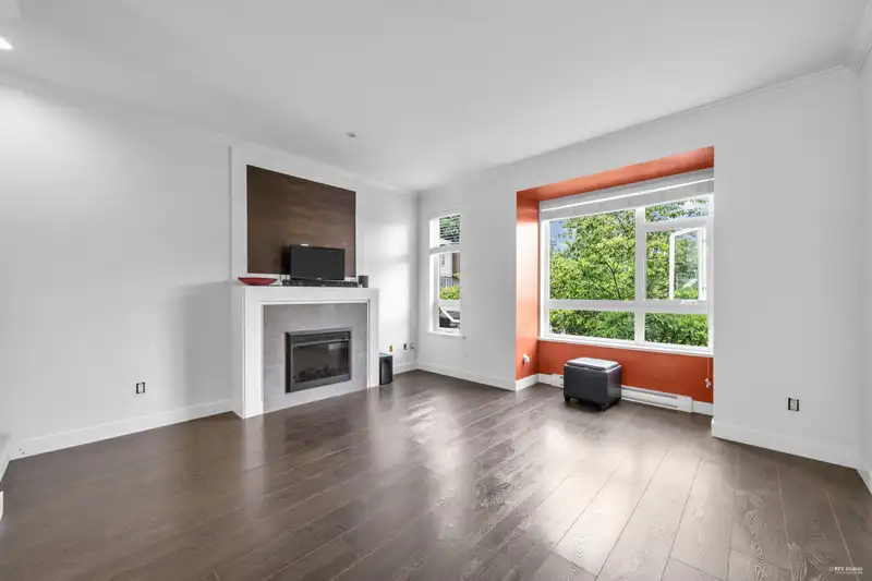 106 5888 144 STREET - photo 4 of 31