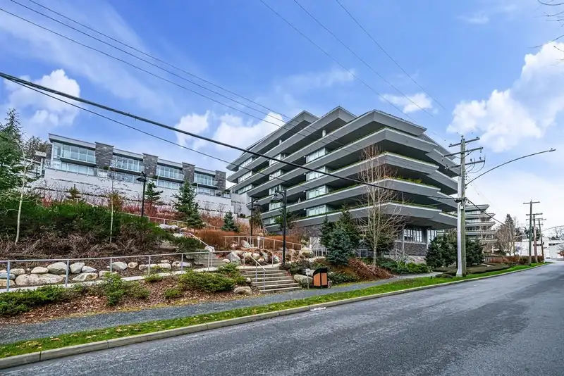 203 788 ARTHUR ERICKSON PLACE - photo 2 of 33