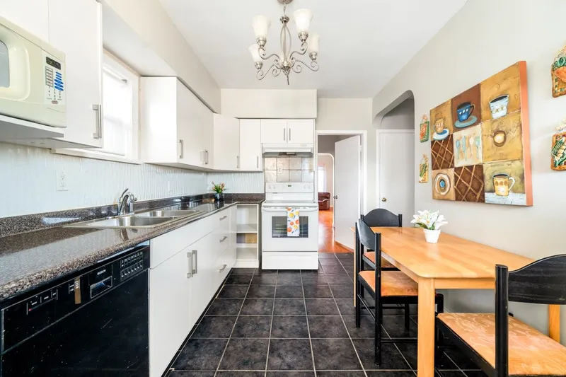 1032 E 49TH AVENUE - photo 2 of 17