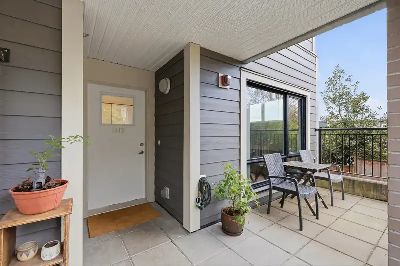 1312 FIFTH AVENUE - photo 2 of 36