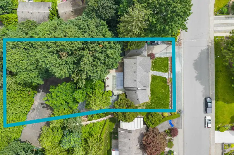 34959 ORCHARD DRIVE - photo 2 of 40
