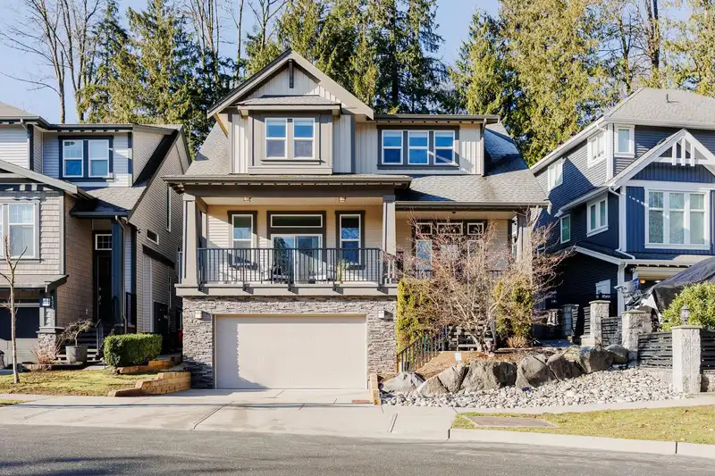 13533 NELSON PEAK DRIVE - photo 1 of 40