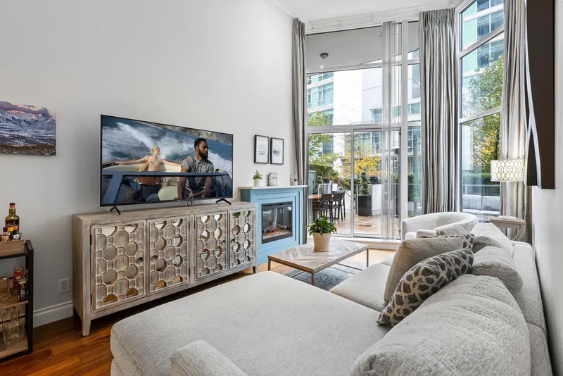 104 199 VICTORY SHIP WAY - photo 4 of 25