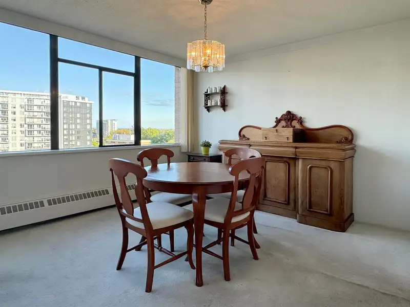 1110 6651 MINORU BOULEVARD - photo 4 of 23