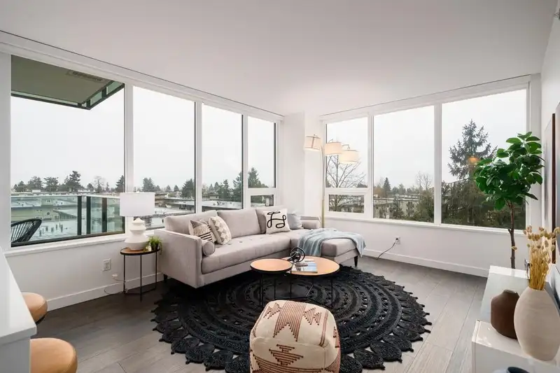 604 6463 SILVER AVENUE - photo 1 of 40