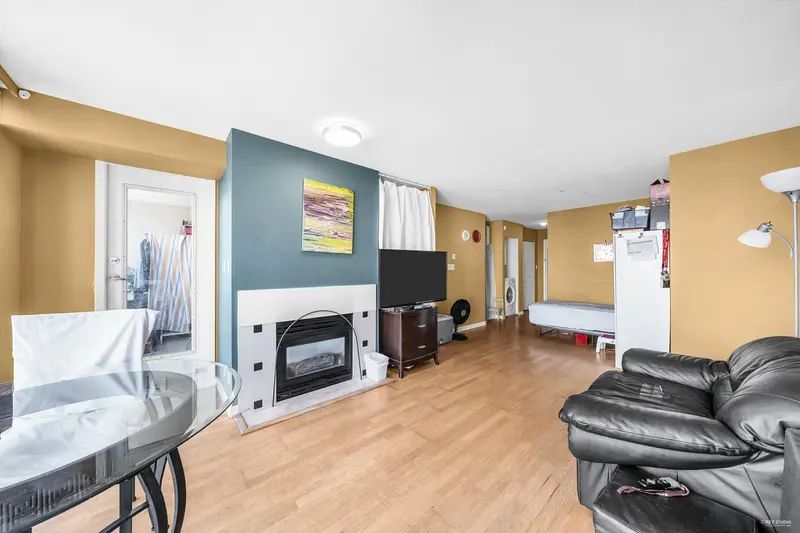 1403 4888 HAZEL STREET - photo 2 of 25