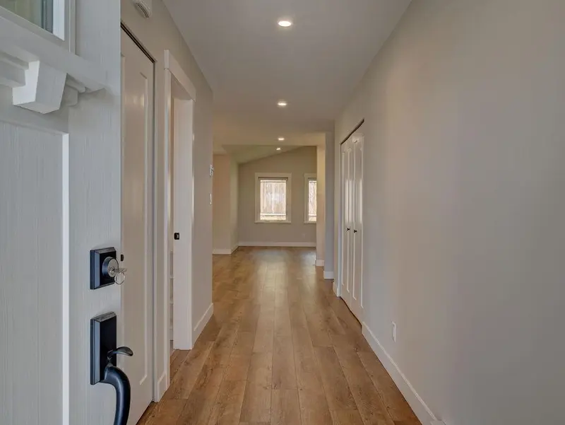 1100 CELIA CRESCENT - photo 3 of 24