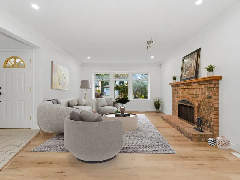 12201 NORTHPARK CRESCENT - photo 3 of 25