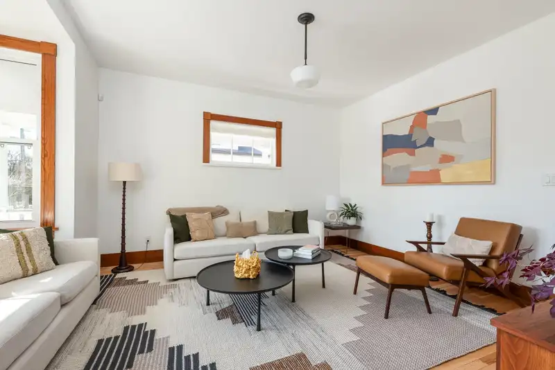 109 OAKLAND STREET - photo 3 of 37