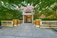 308 2280 WESBROOK MALL - thumbnail 2