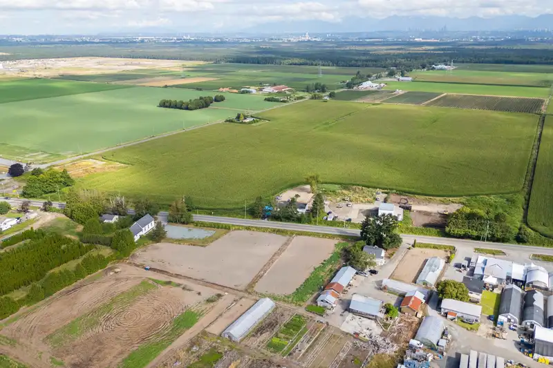 9727 LADNER TRUNK ROAD - photo 4 of 4