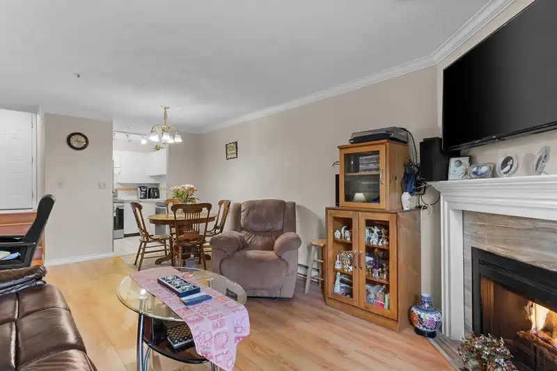 110 3680 RAE AVENUE - photo 4 of 38